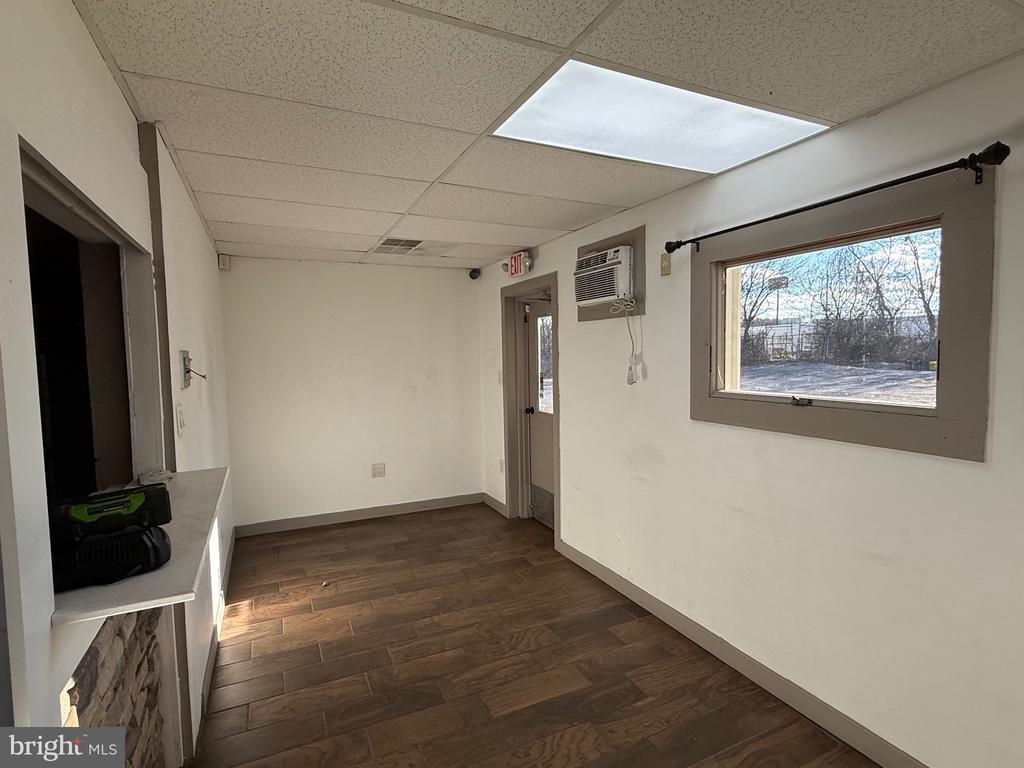 1590 5TH STREET BUILDING 2
