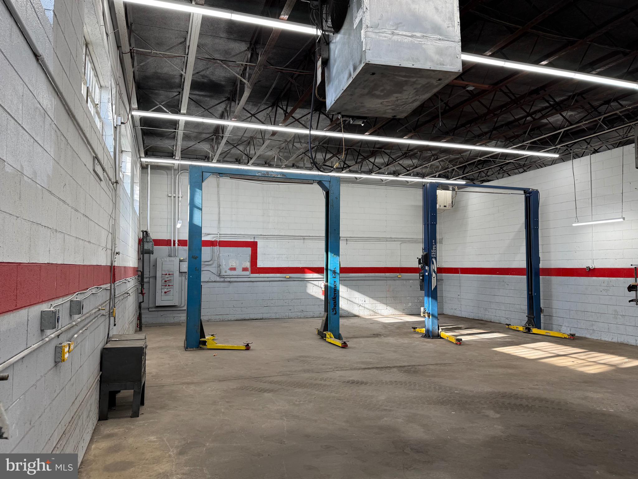 1590 5TH STREET BUILDING 2