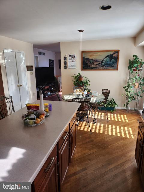 21 Crestview Dr