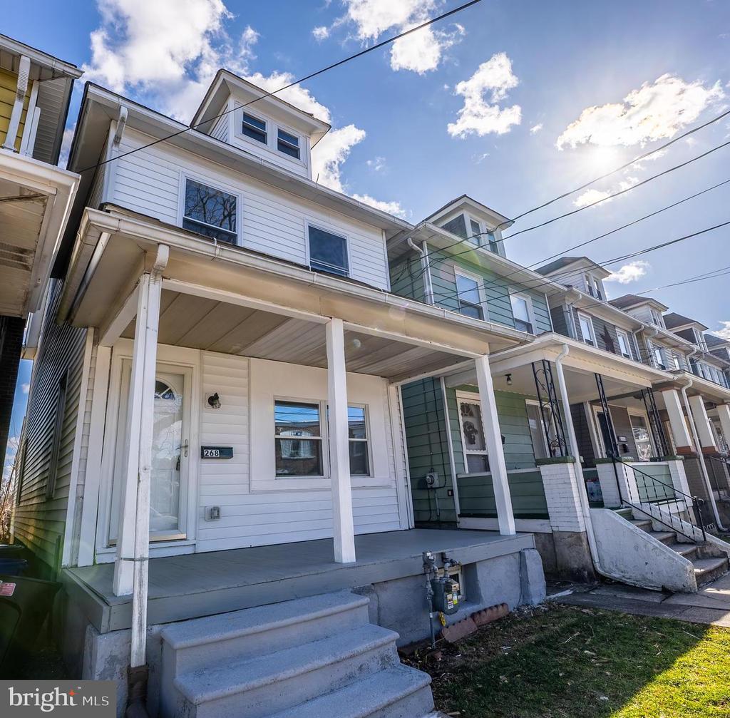 268 Irwin St