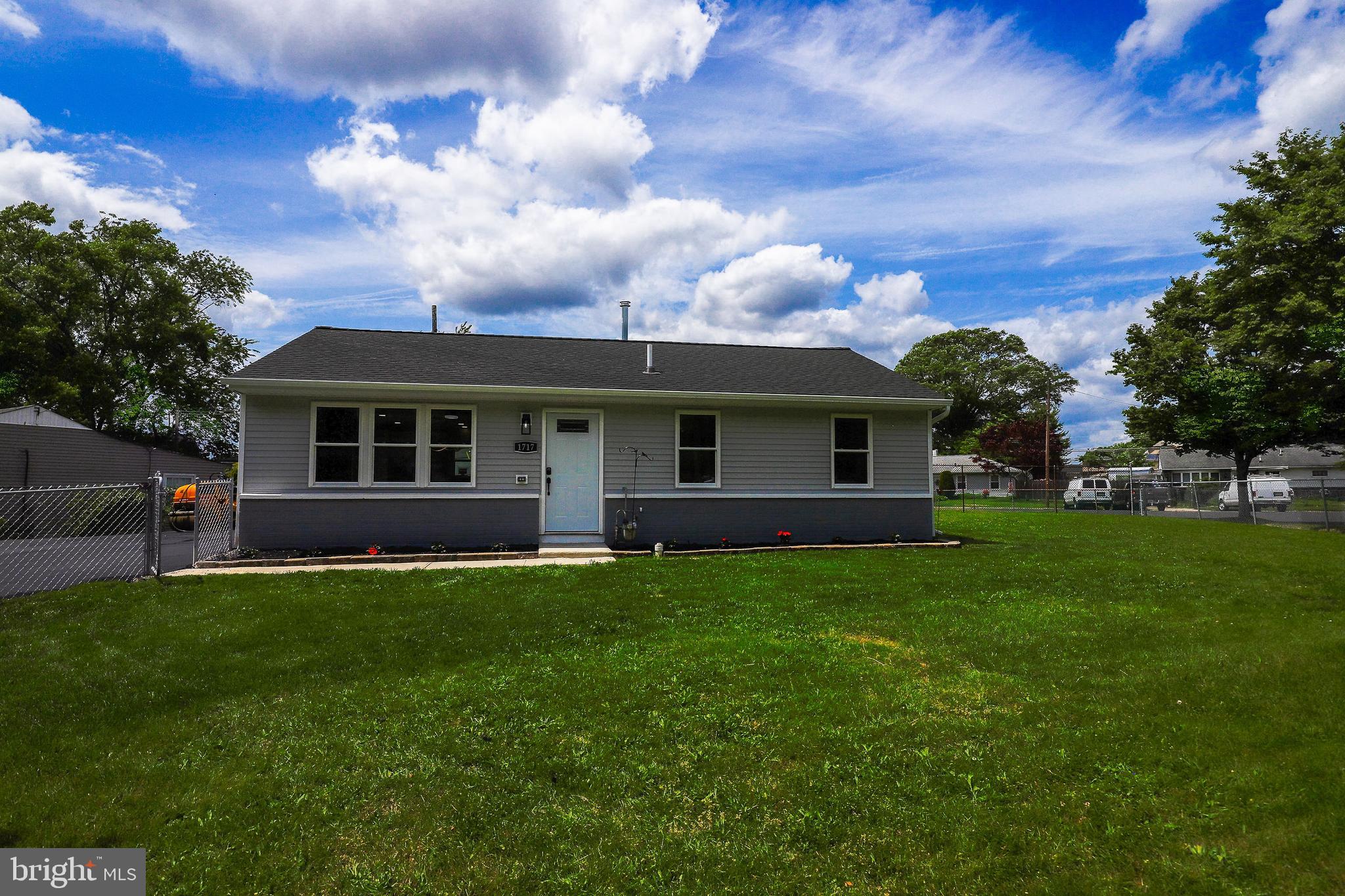 1717 Spencer Dr