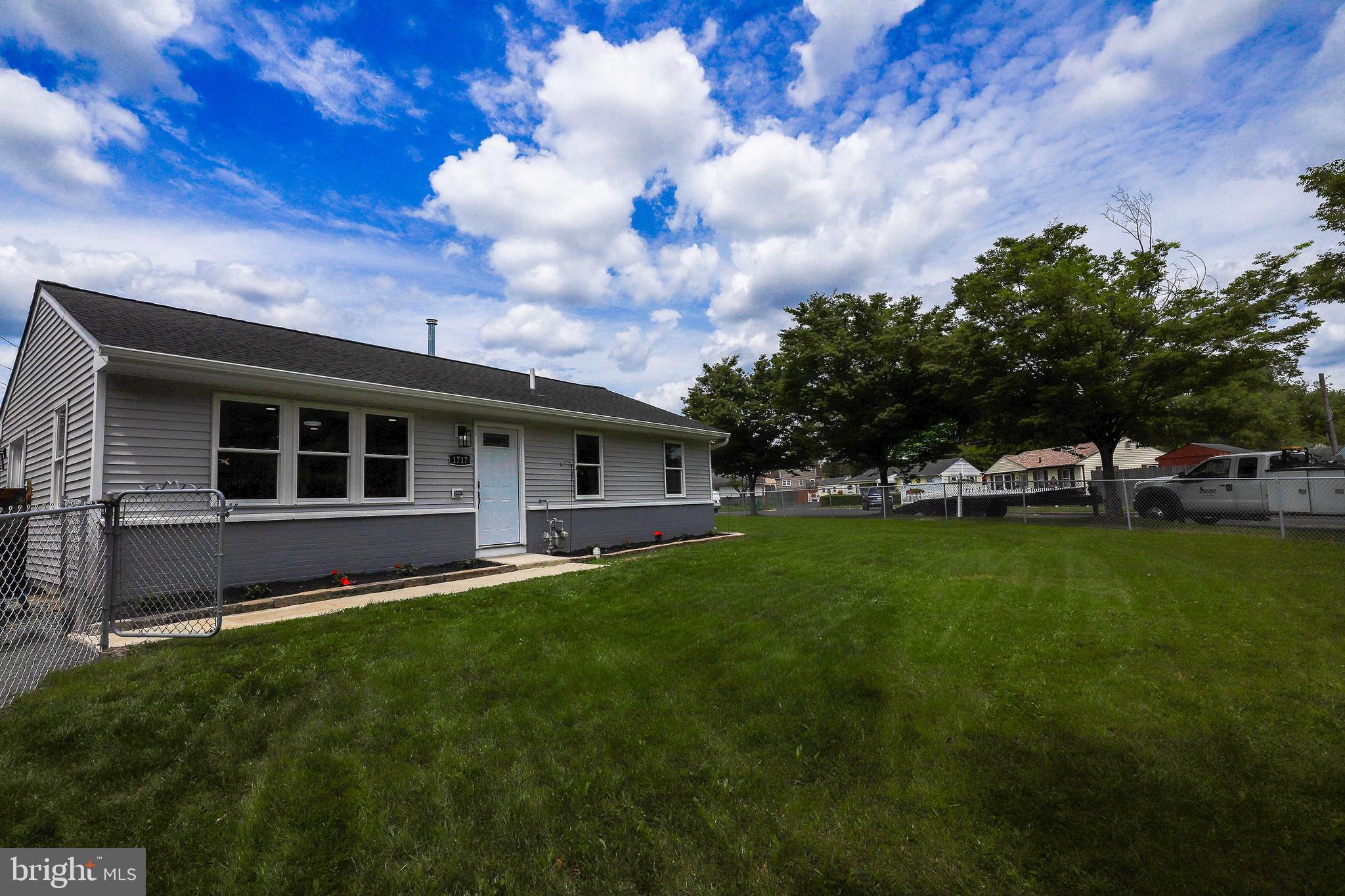 1717 Spencer Dr