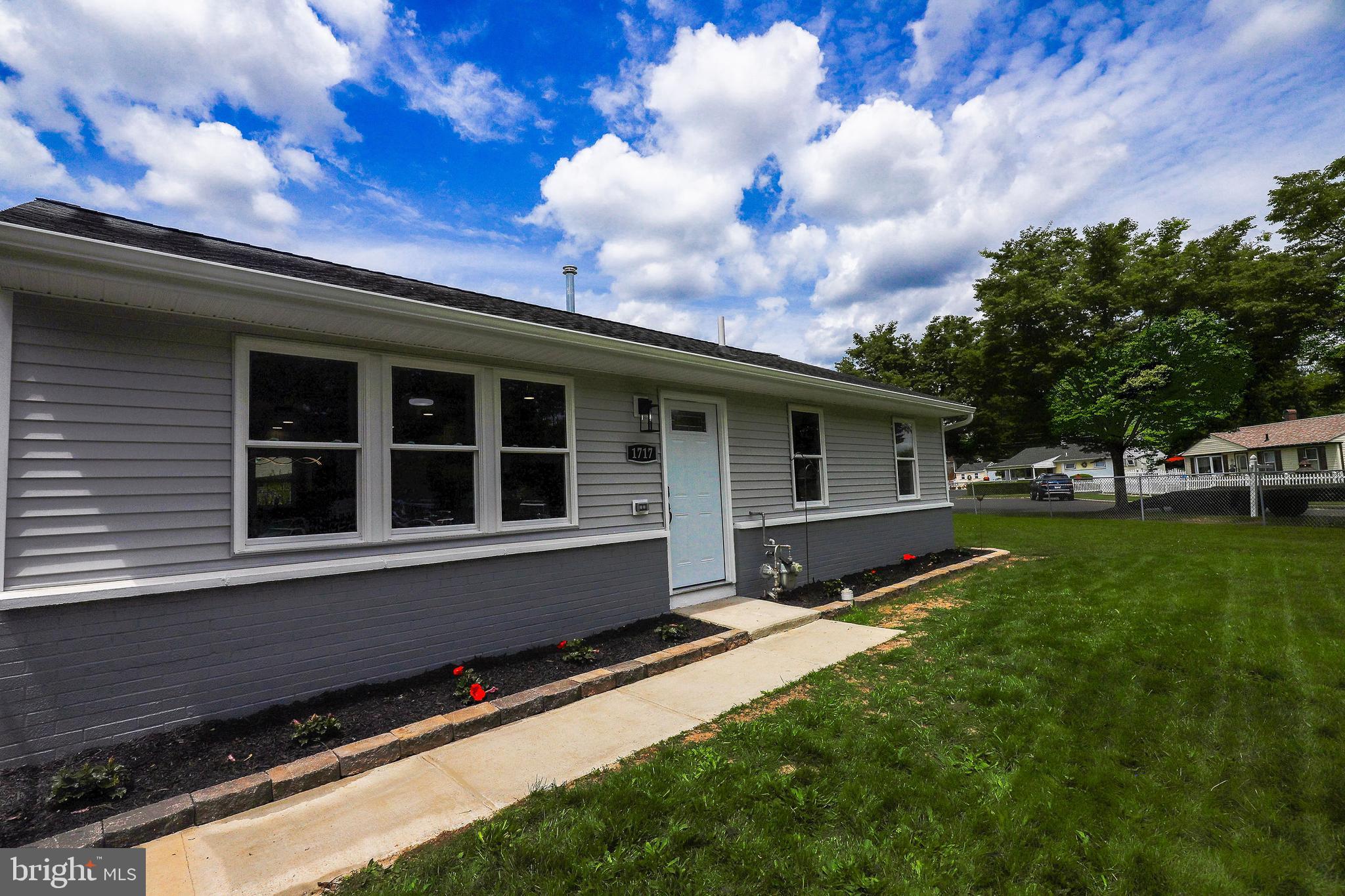 1717 Spencer Dr