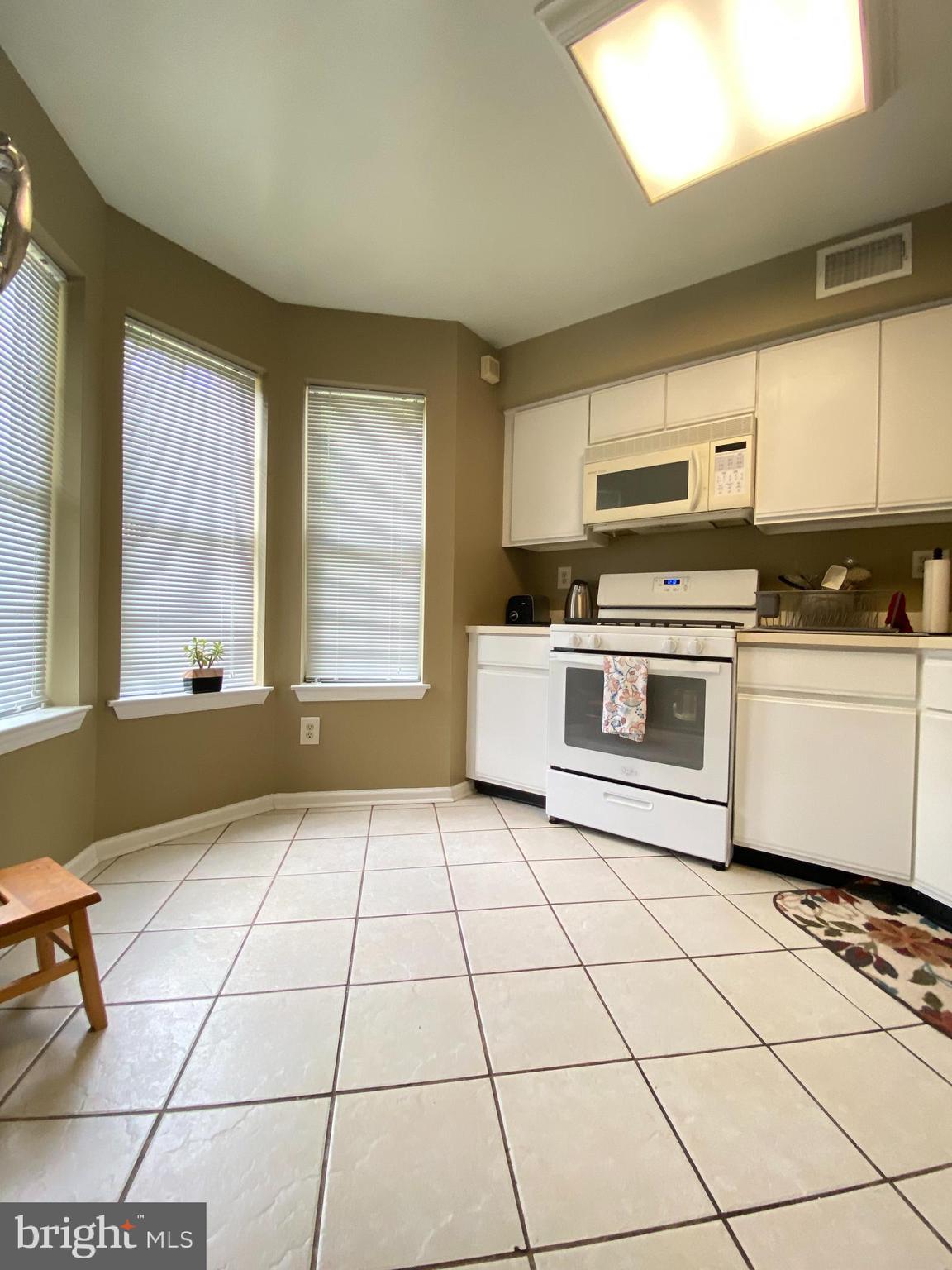 309 Hopkins Ct