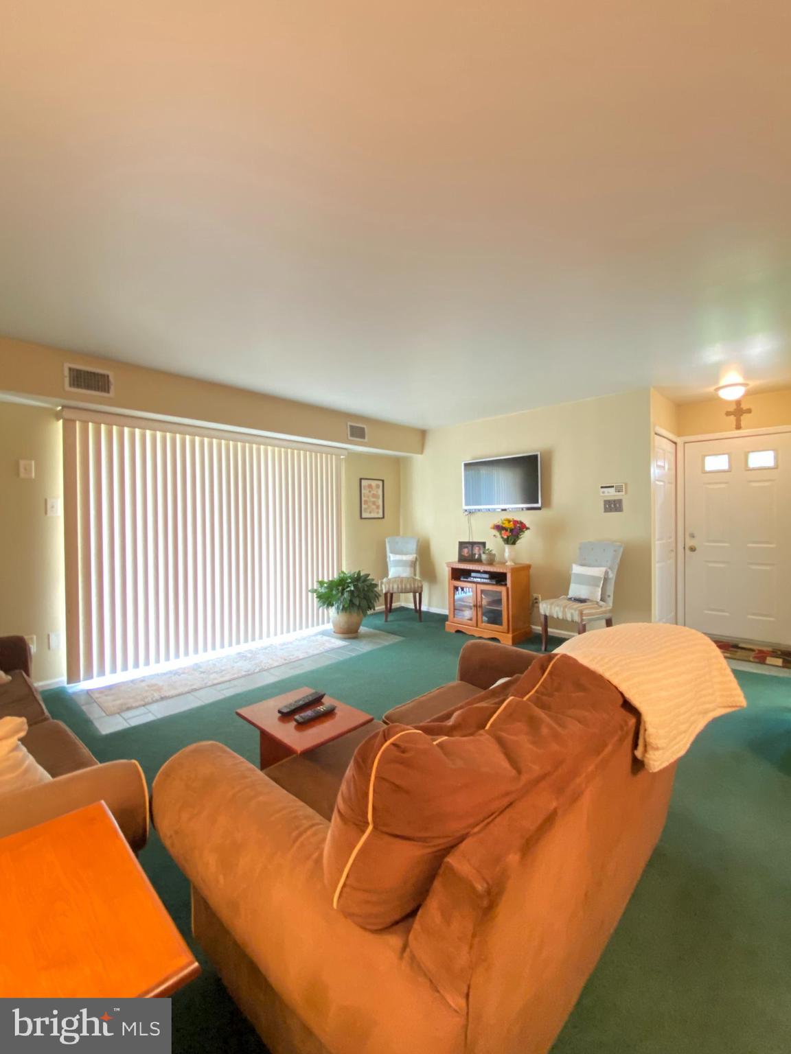 309 Hopkins Ct