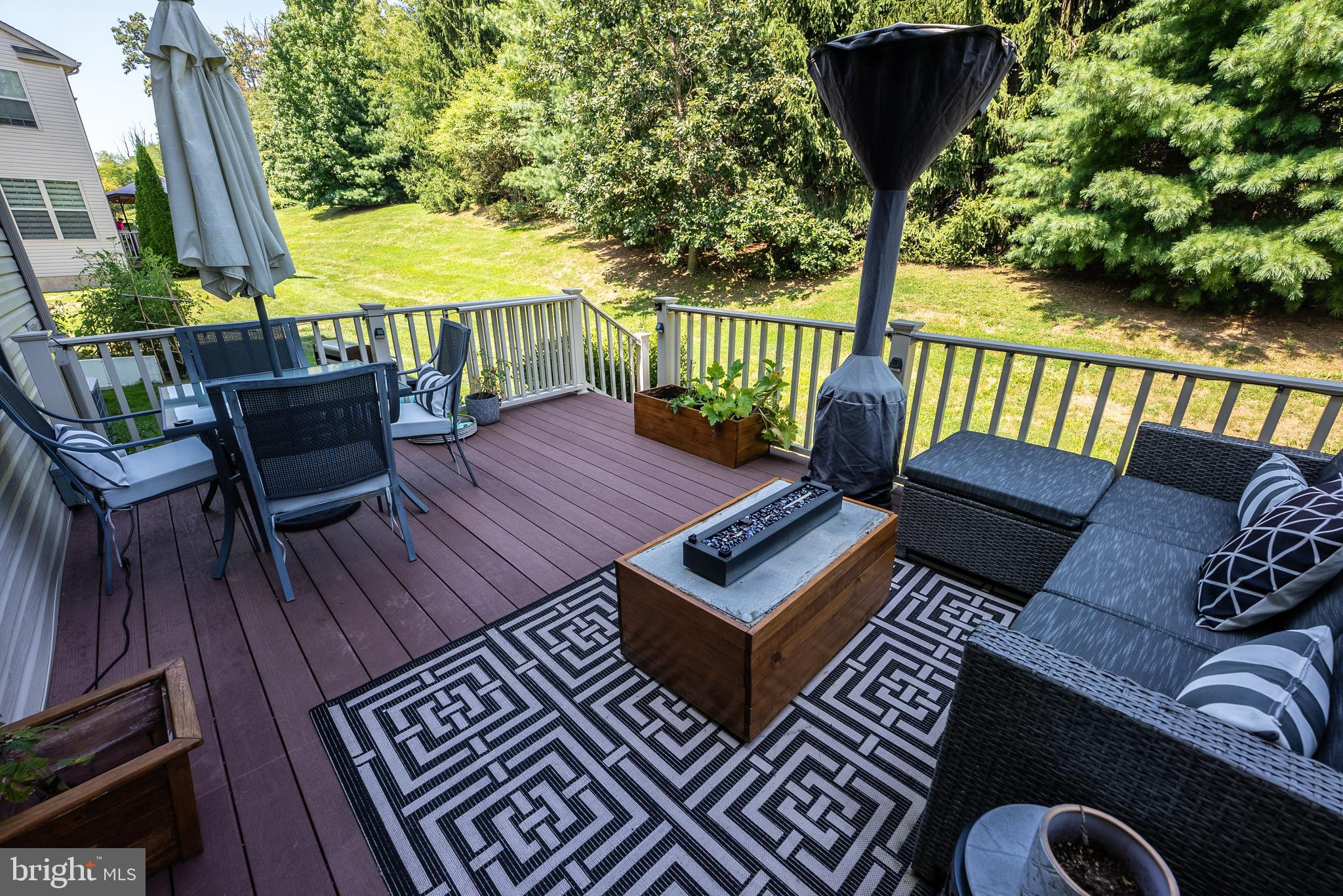 54 Lilly Dr