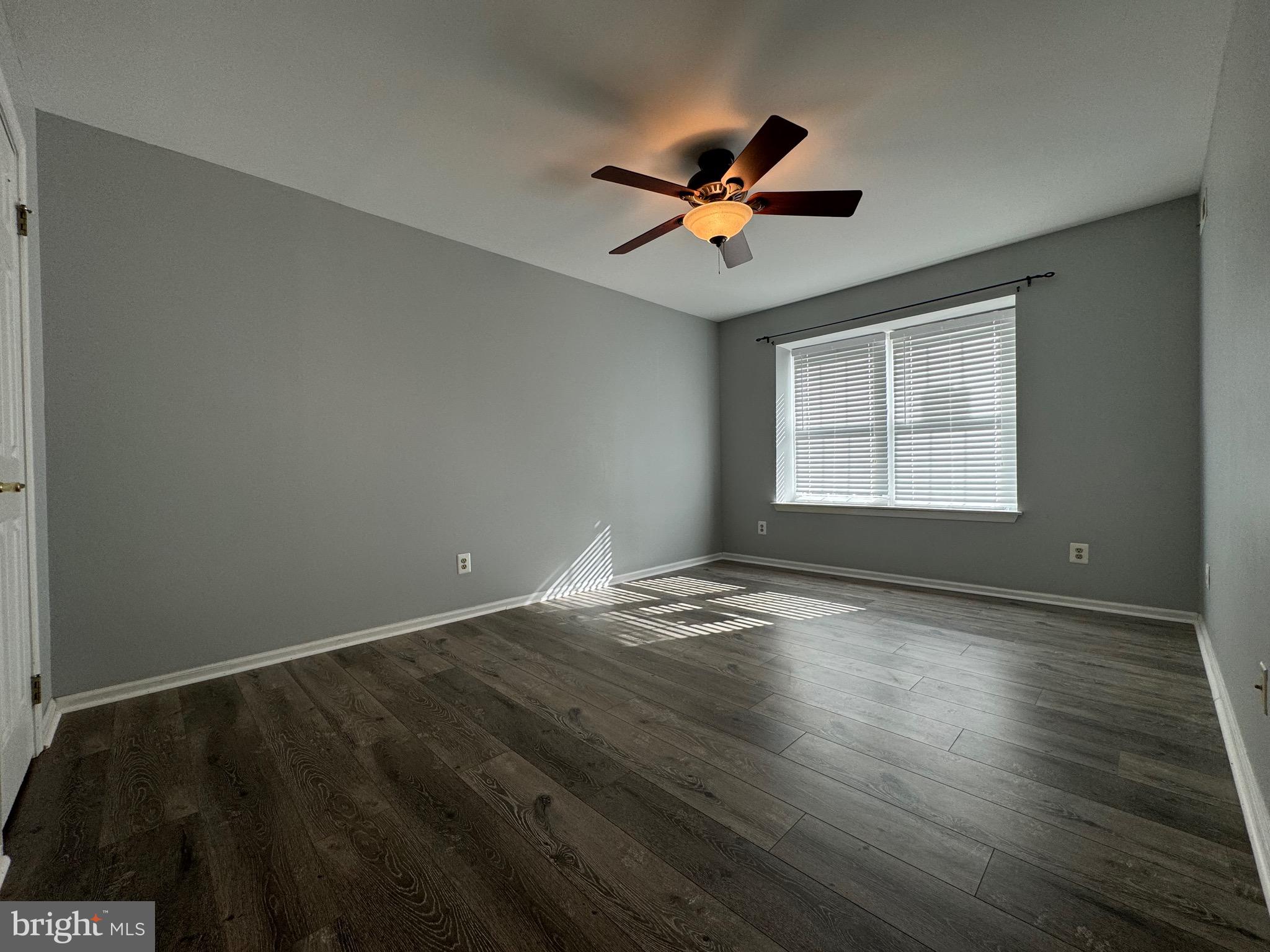 309 HOPKINS CT