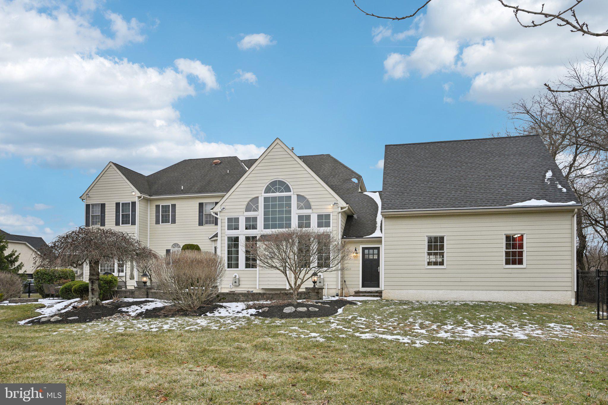 605 Edwin Ln