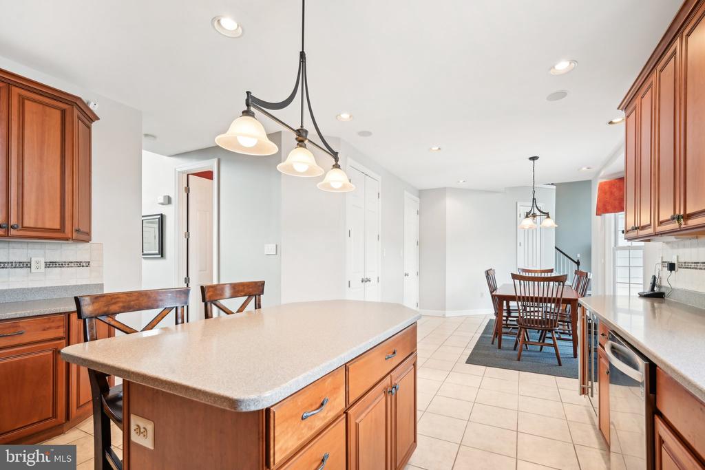 605 Edwin Ln