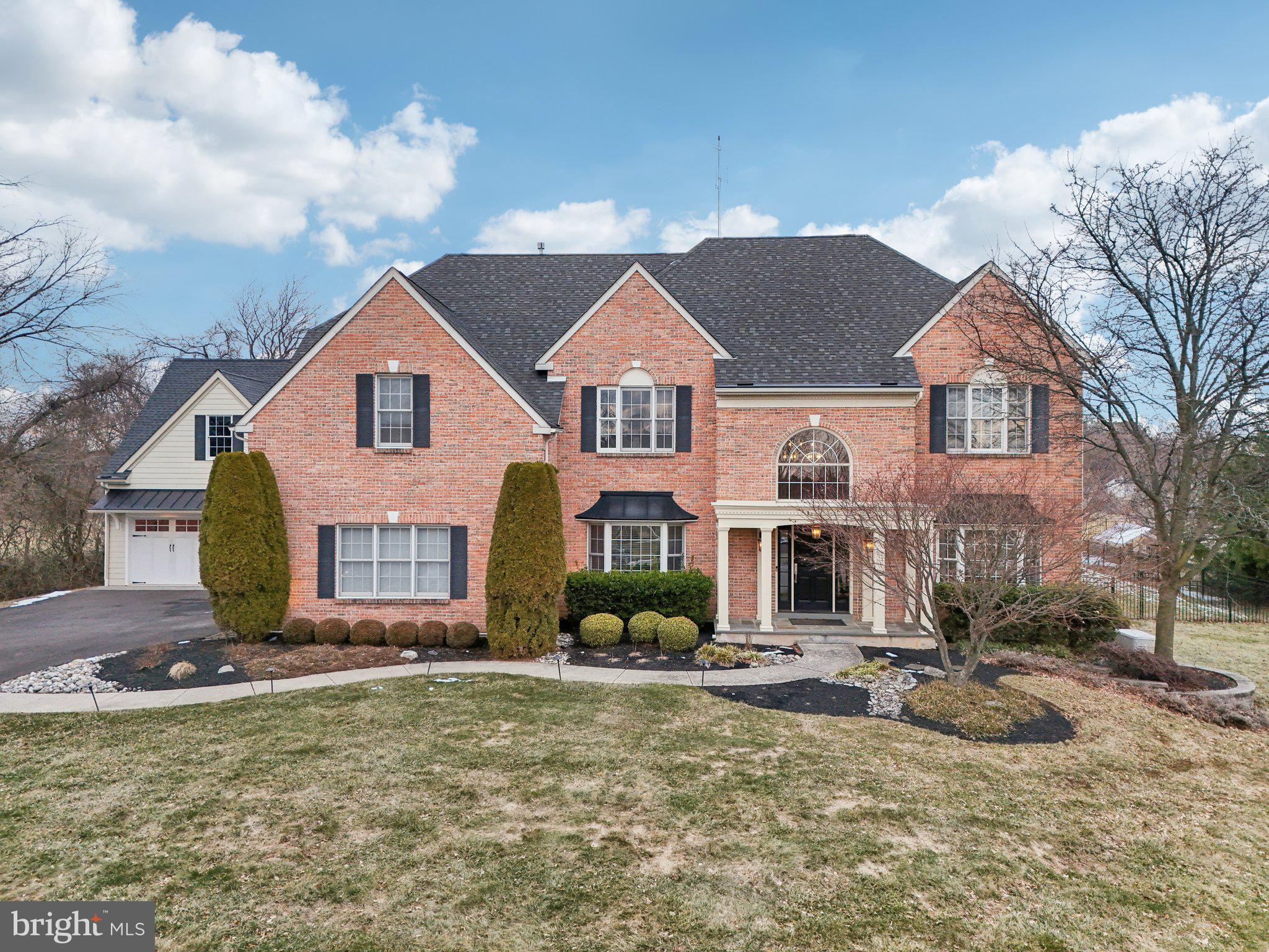 605 Edwin Ln