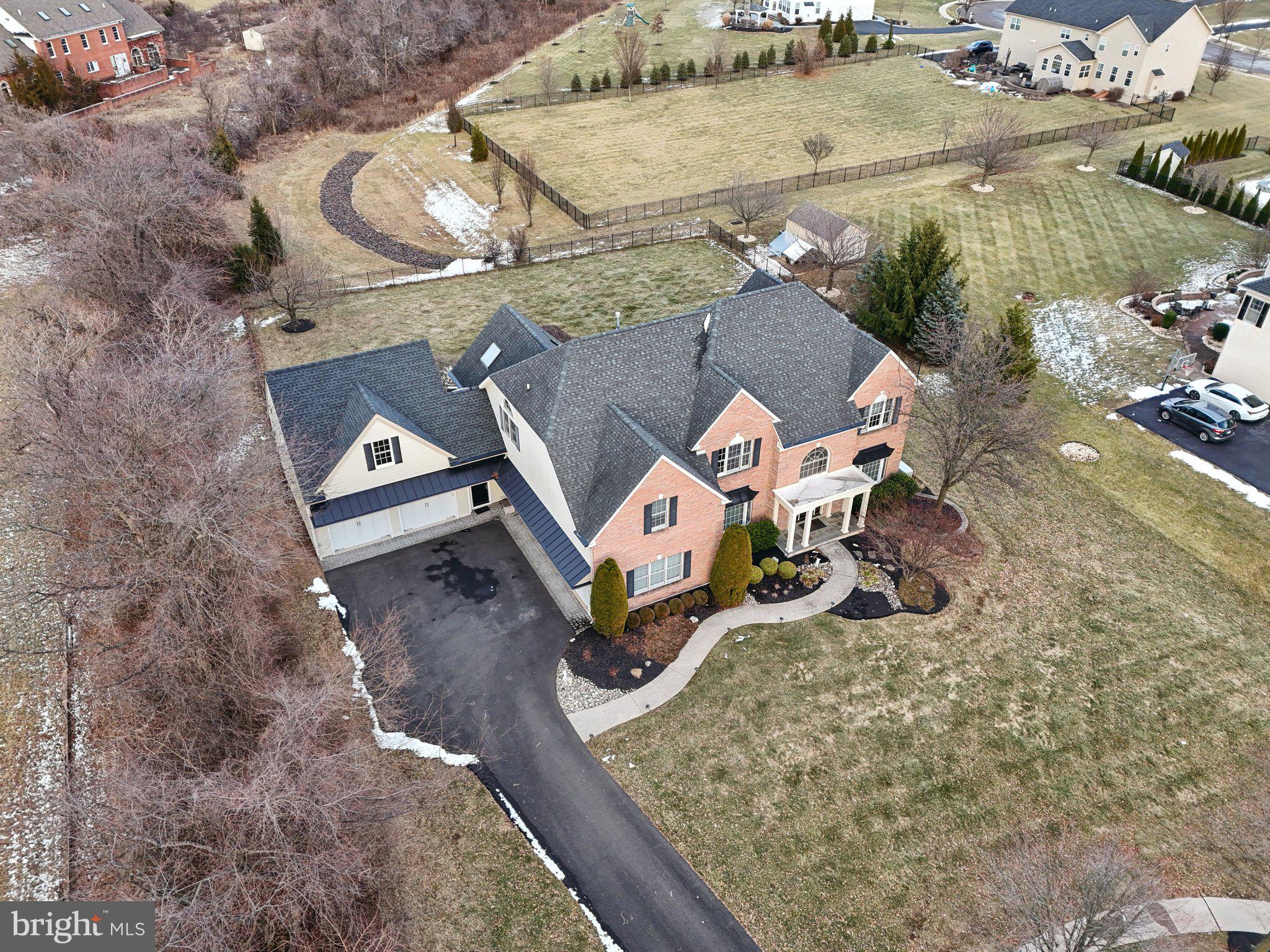 605 Edwin Ln