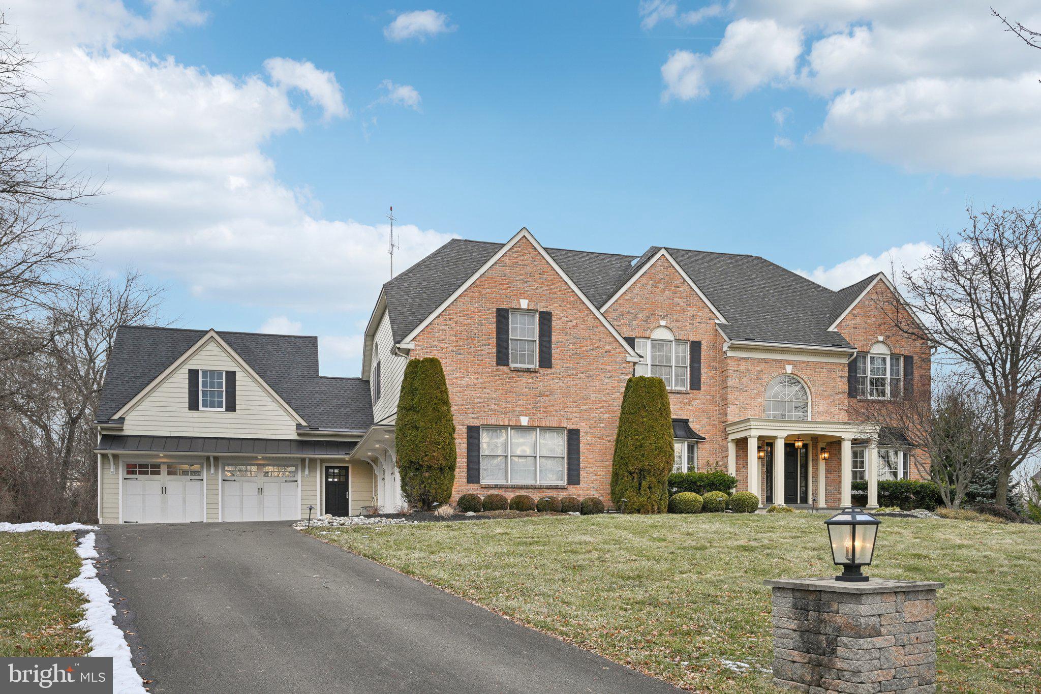 605 Edwin Ln