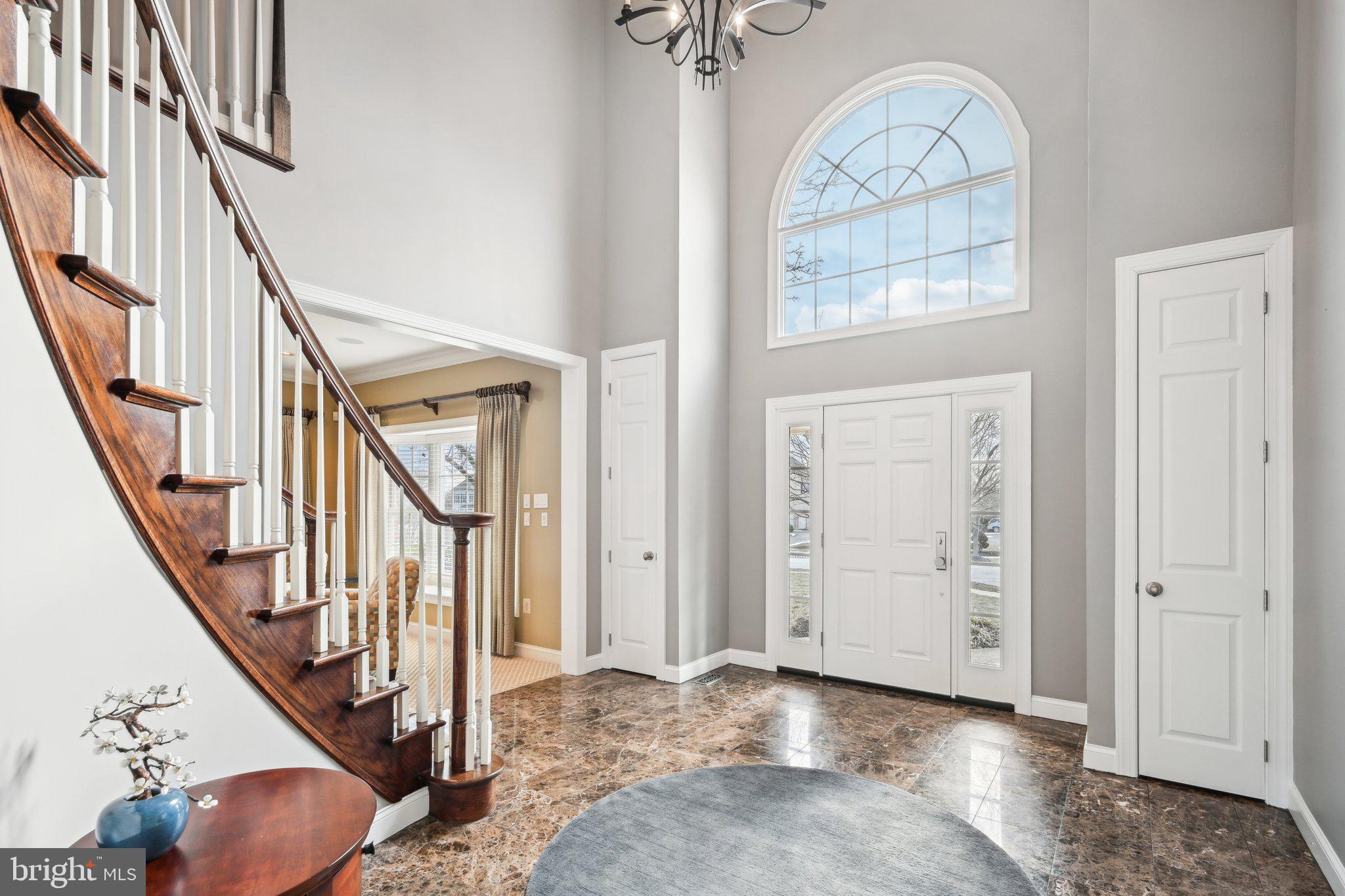 605 Edwin Ln