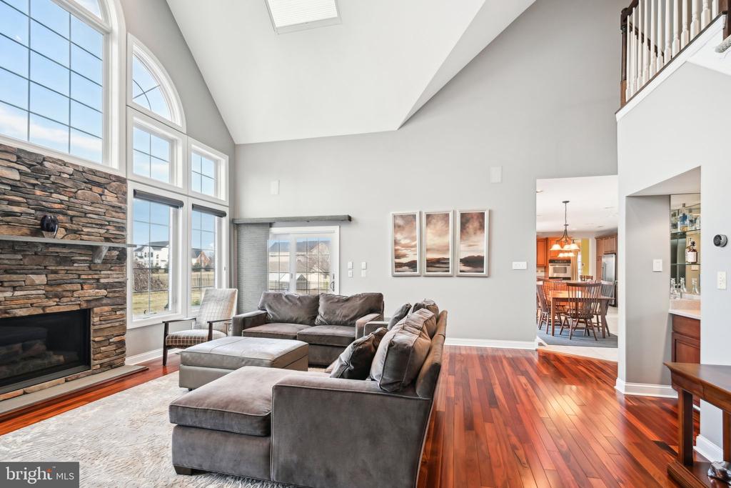 605 Edwin Ln