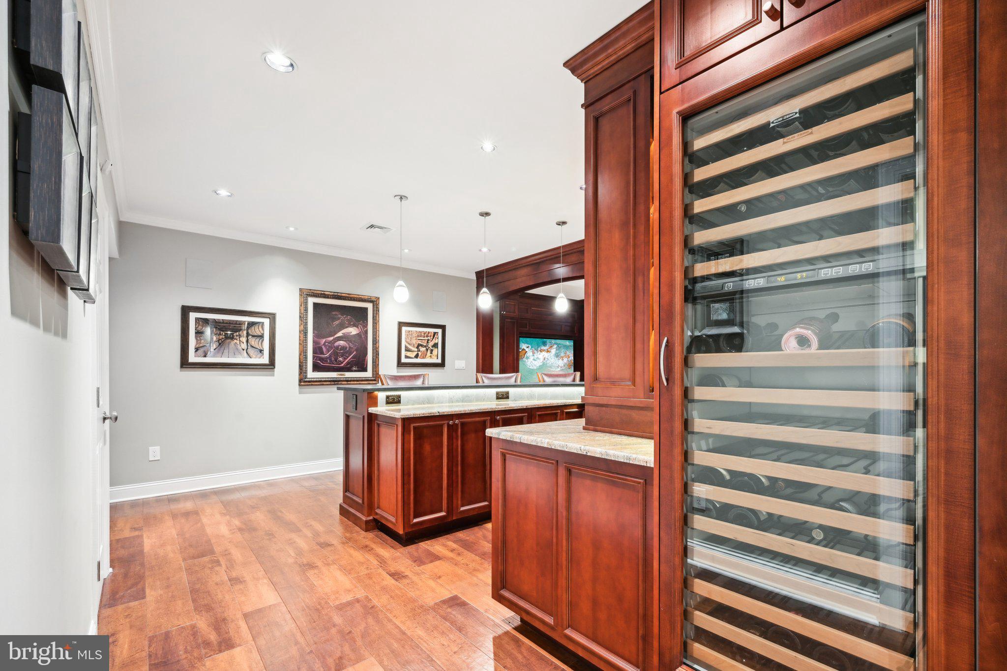 605 Edwin Ln