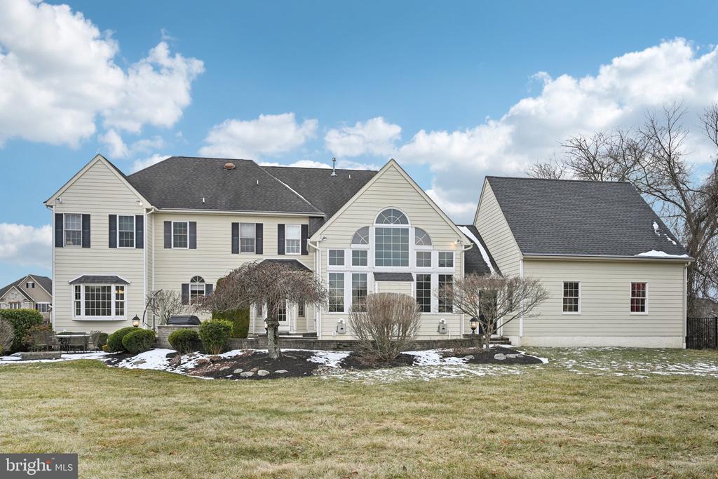 605 Edwin Ln