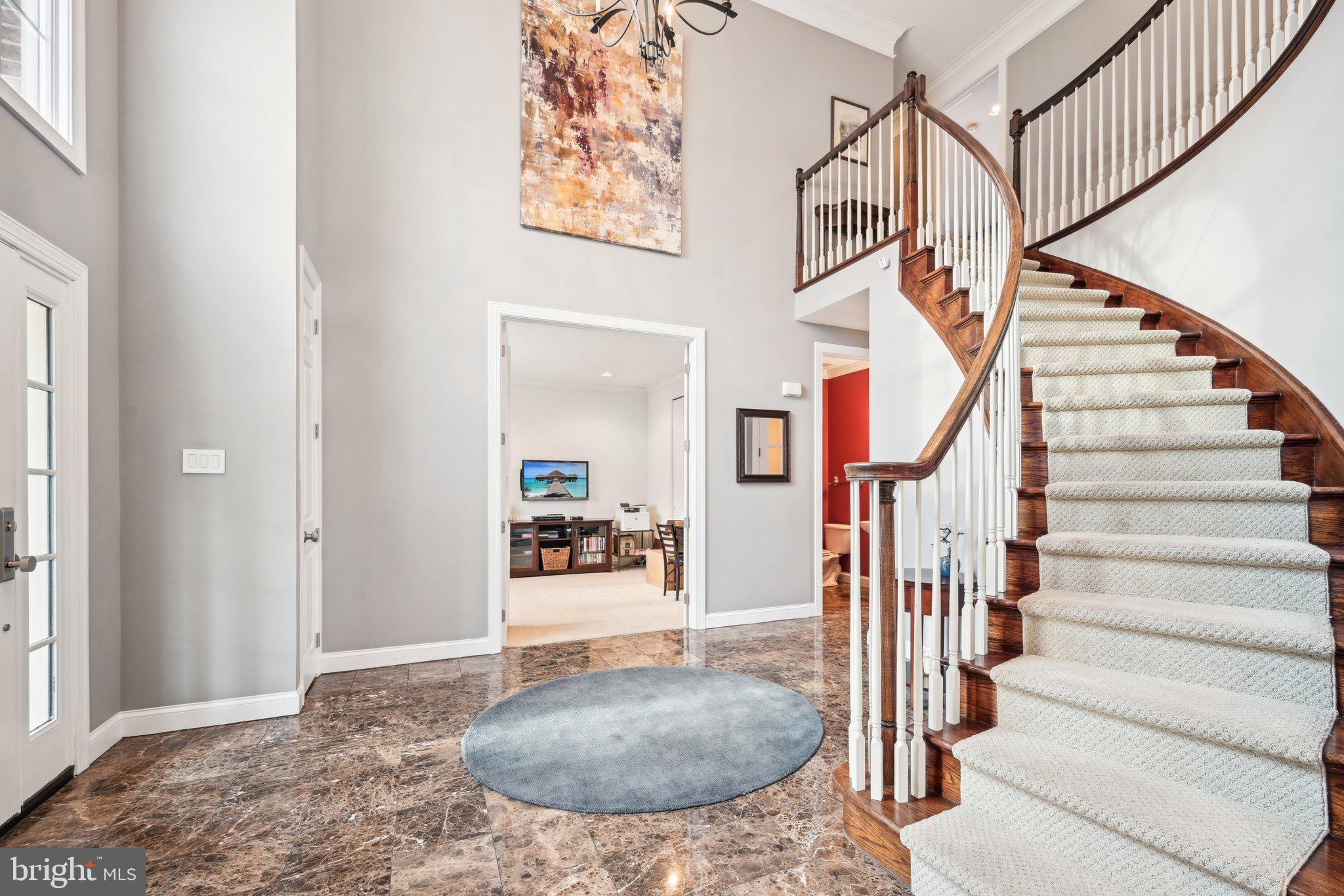 605 Edwin Ln