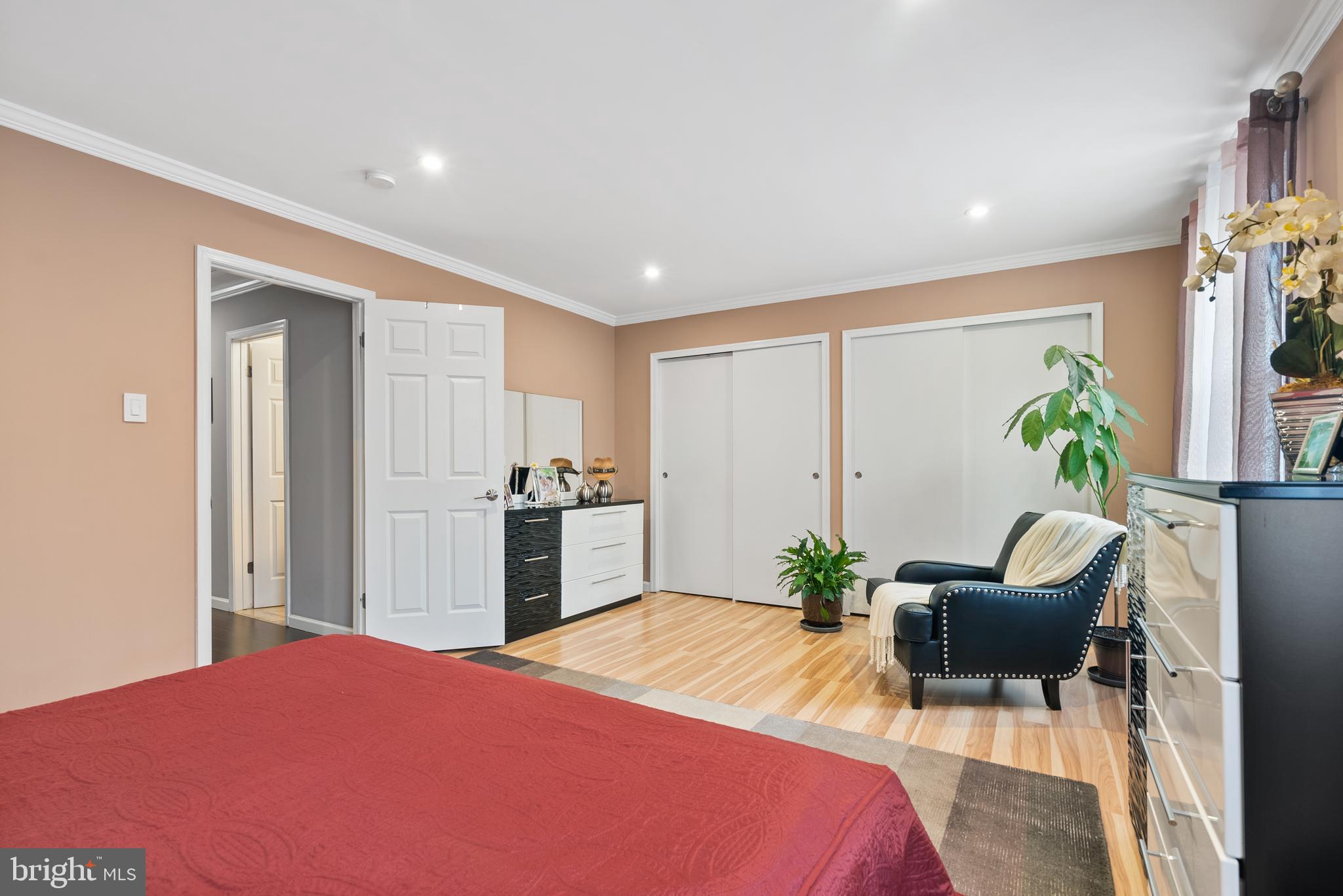 503 Leon Cir