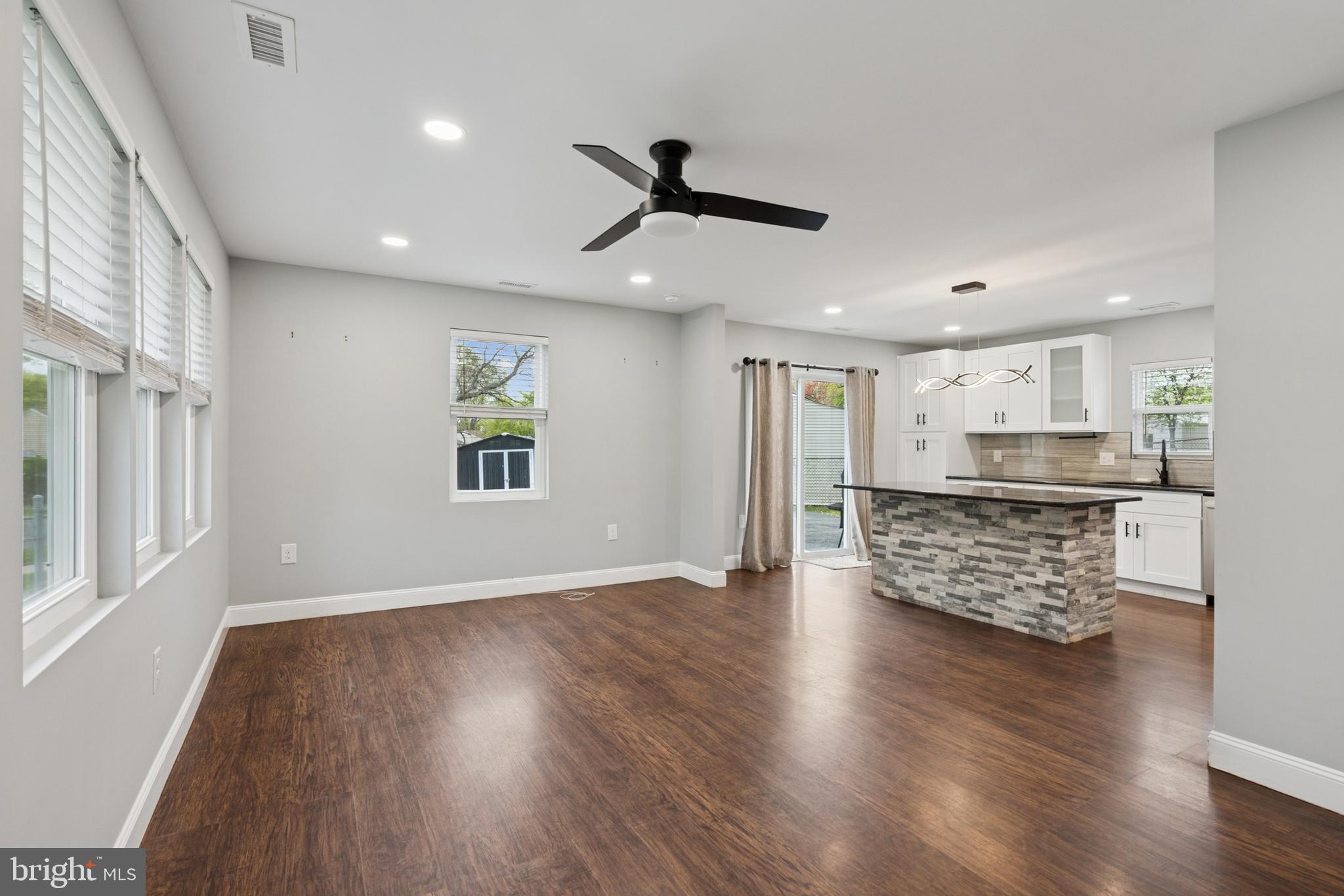 1717 Spencer Dr