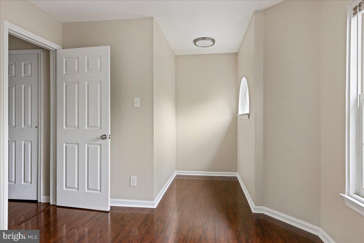 54 Old Mill Ln