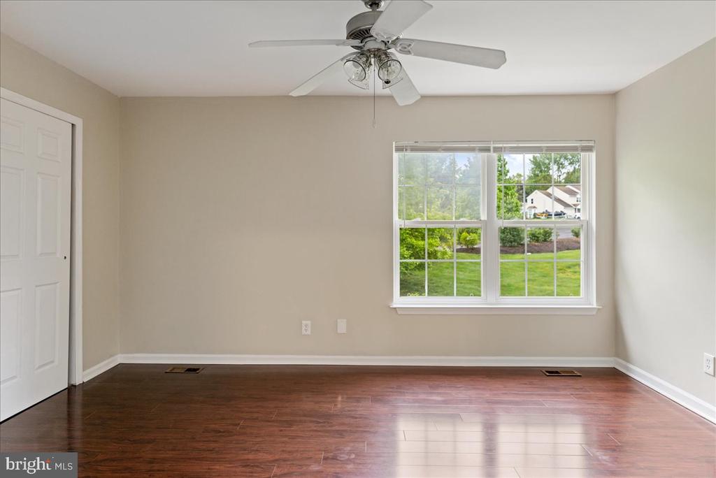 54 Old Mill Ln