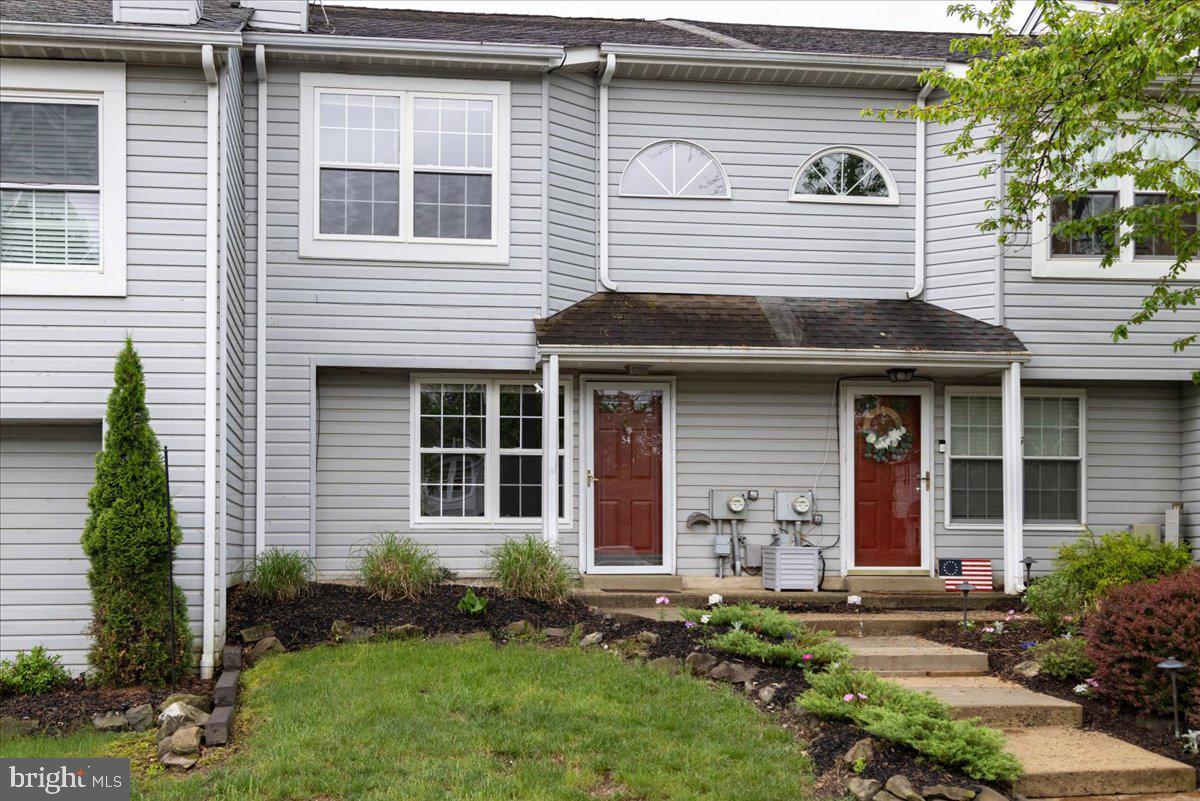 54 Old Mill Ln