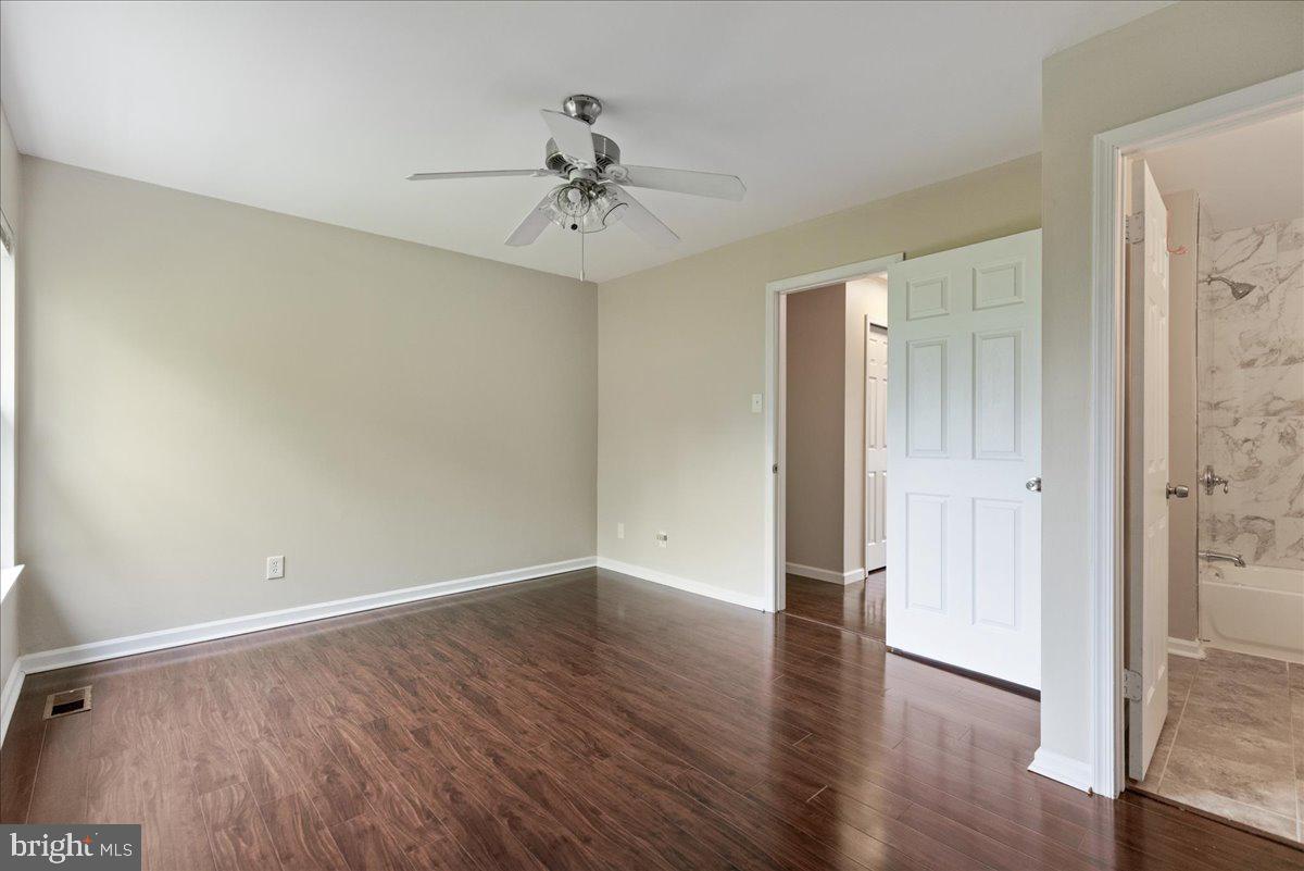 54 Old Mill Ln