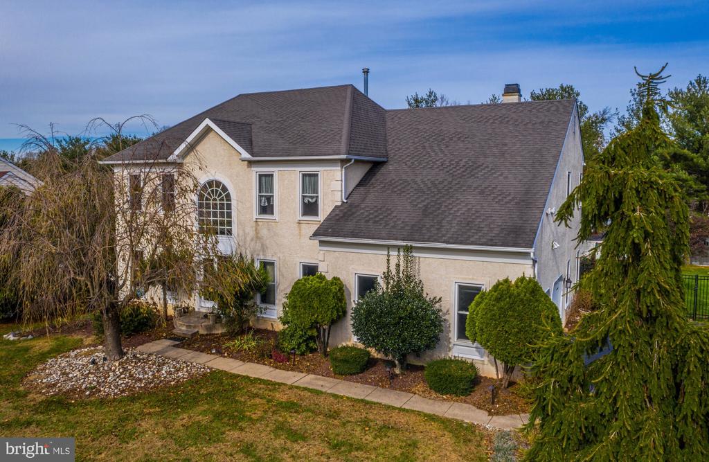 180 GLENIFFER HILL RD