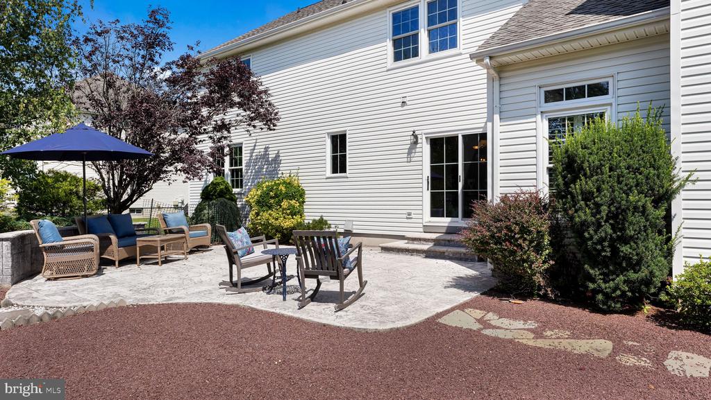 519 GLEN MEADOW ROAD