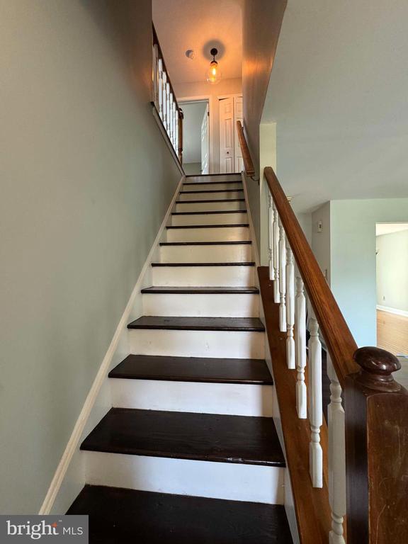 13 MAGNOLIA DR