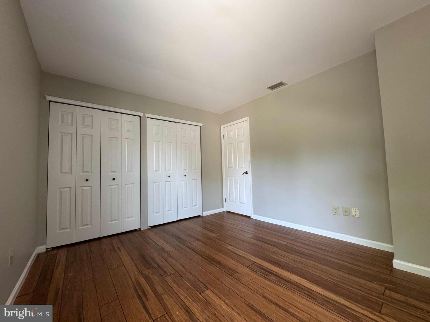 13 MAGNOLIA DR