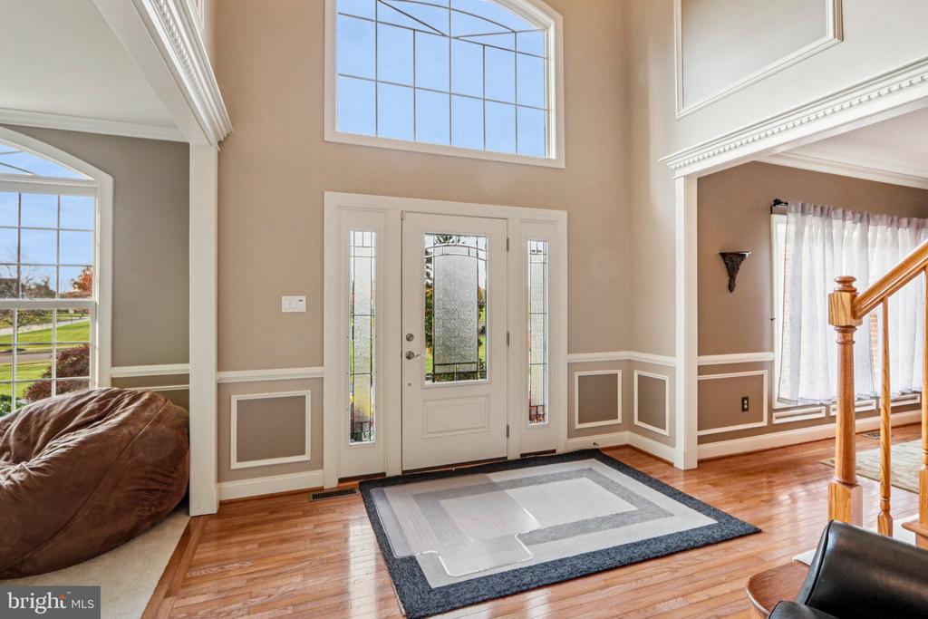 433 ELIZABETH WAY