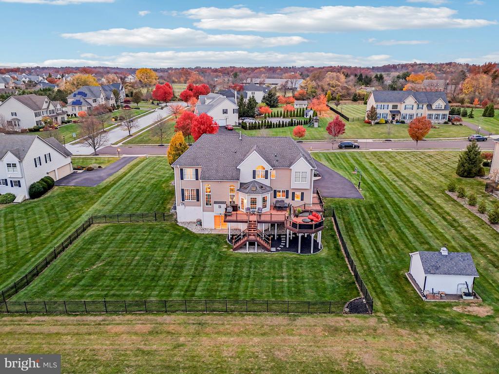 433 ELIZABETH WAY