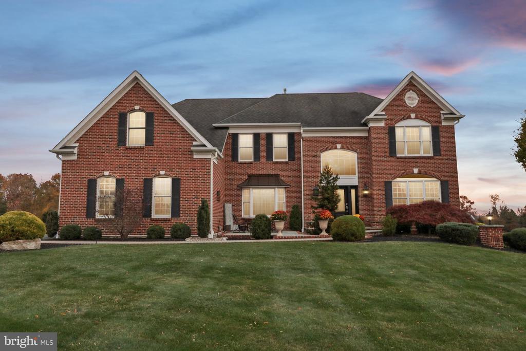433 ELIZABETH WAY