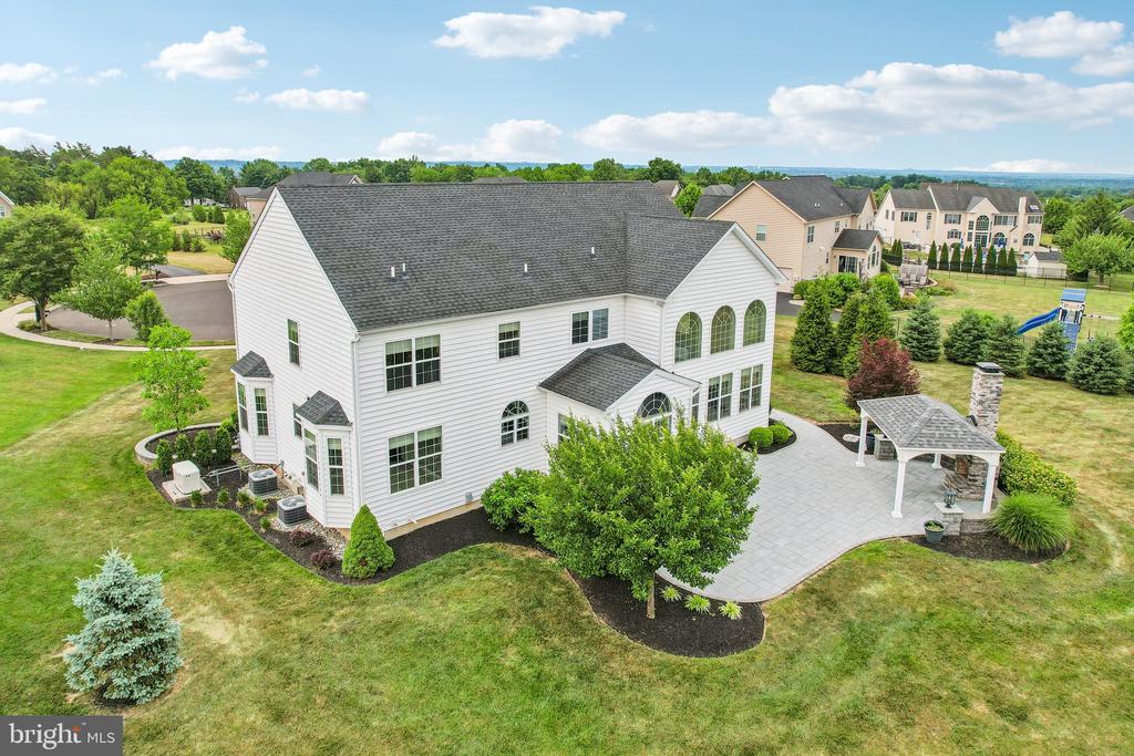 440 ELIZABETH WAY