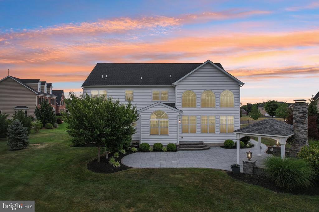 440 ELIZABETH WAY