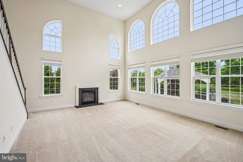 440 ELIZABETH WAY