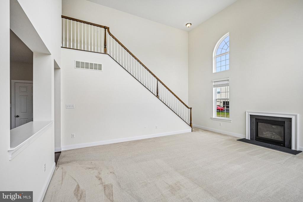 440 ELIZABETH WAY