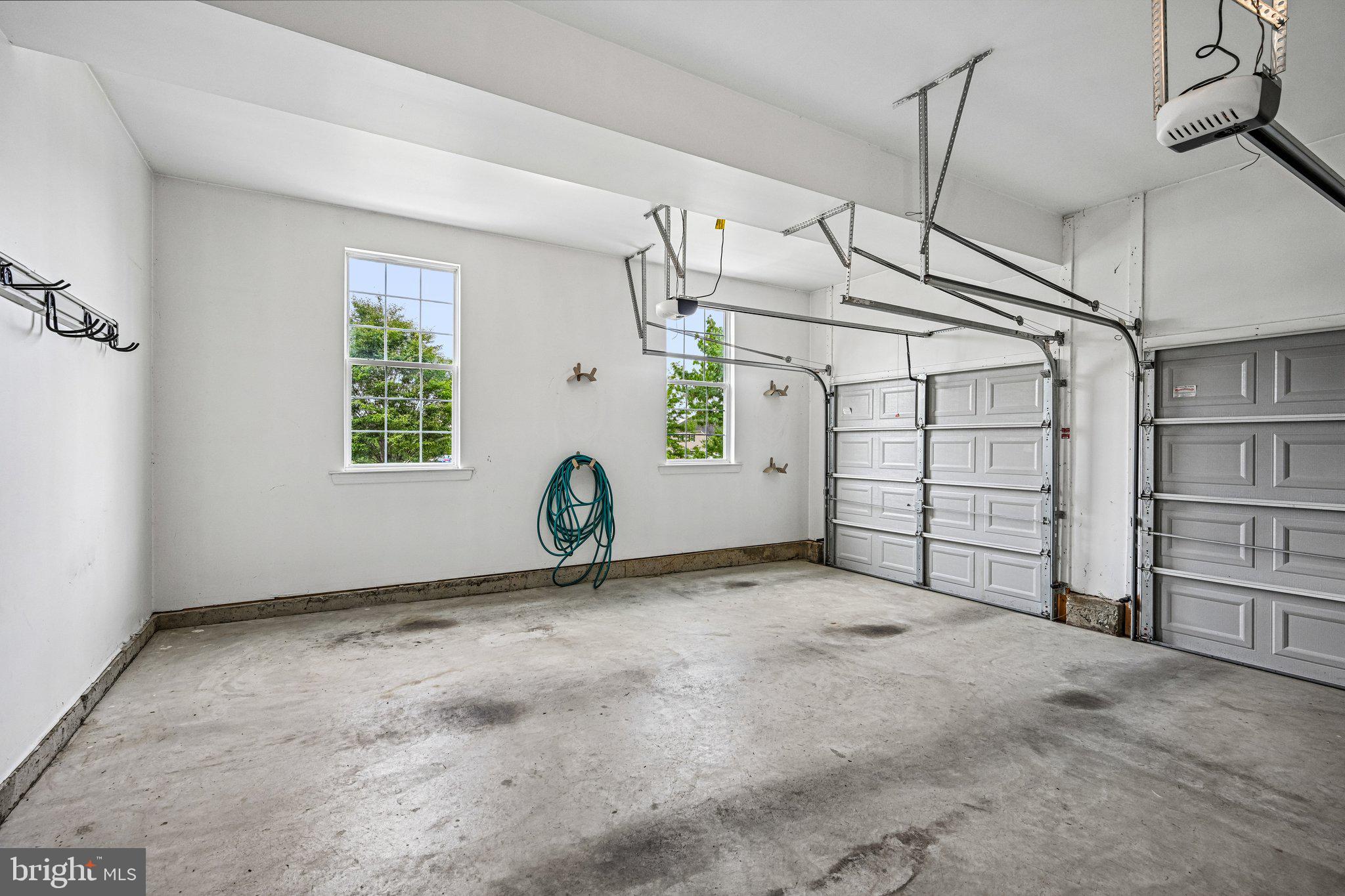 440 ELIZABETH WAY