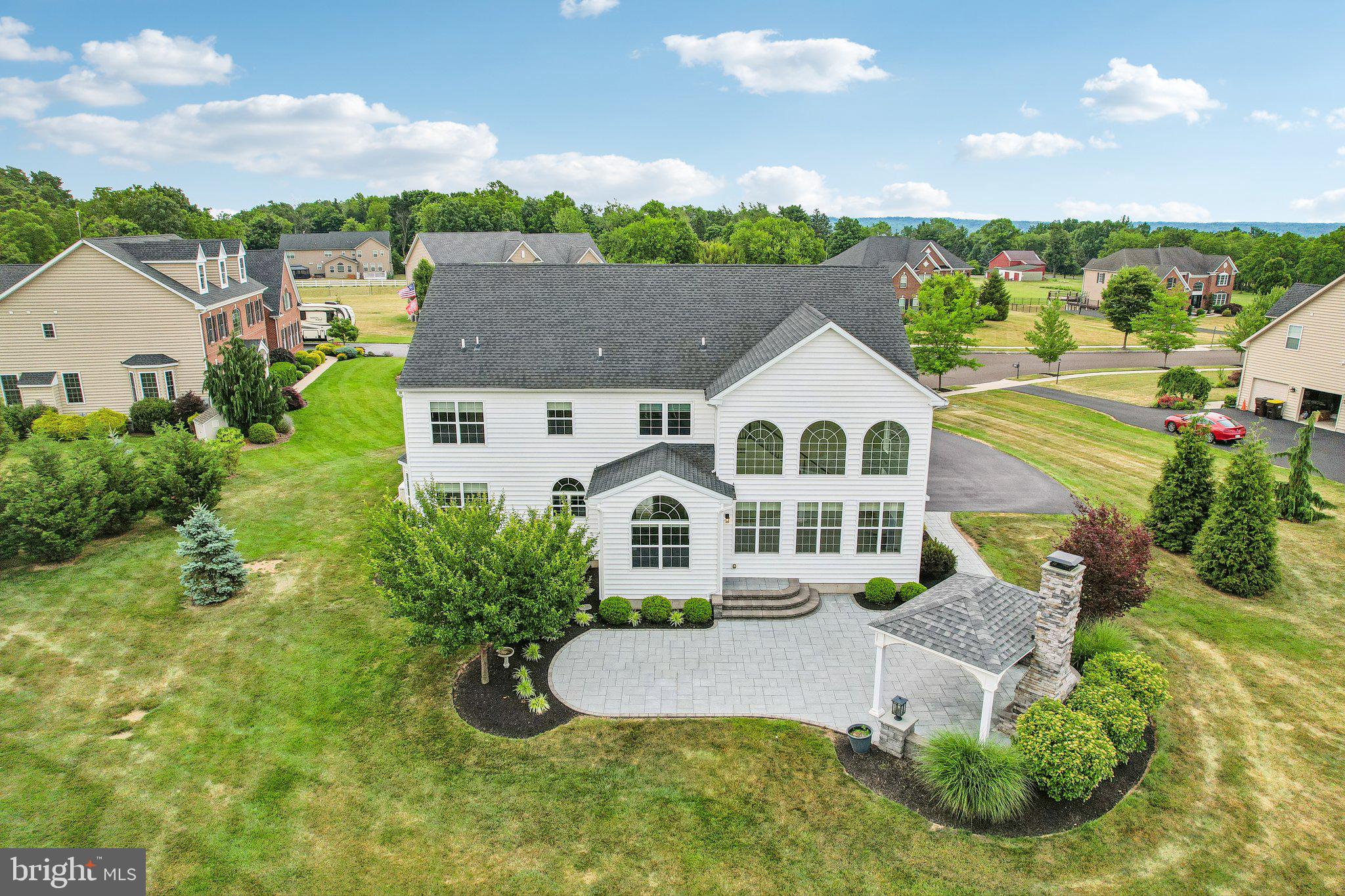 440 ELIZABETH WAY
