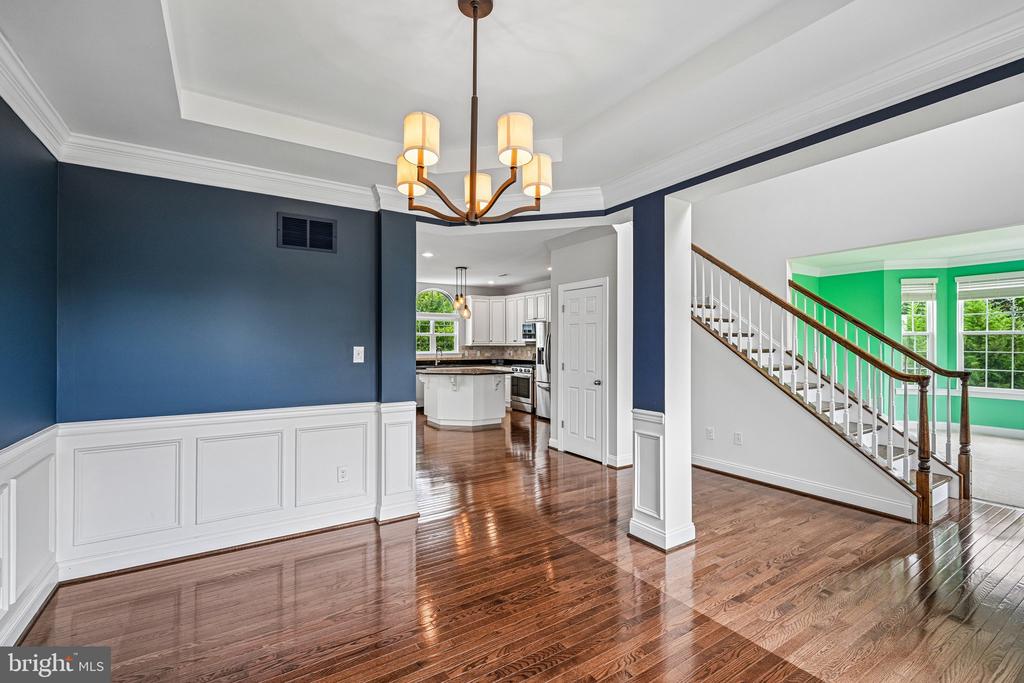 440 ELIZABETH WAY