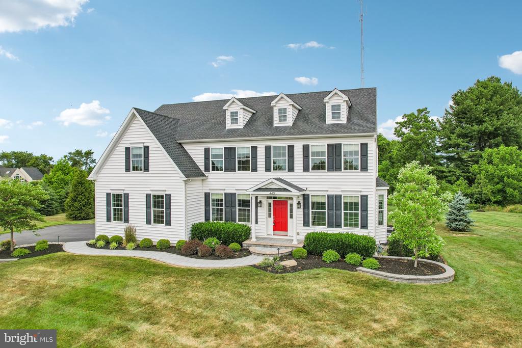 440 ELIZABETH WAY