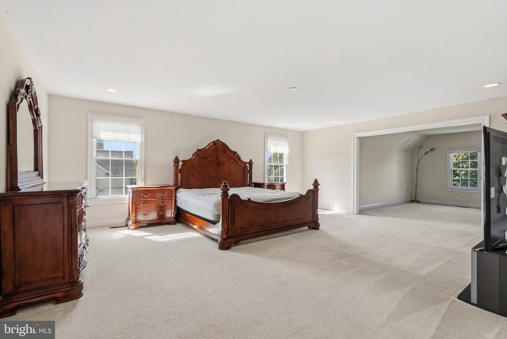 1705 MUSKET CIRCLE