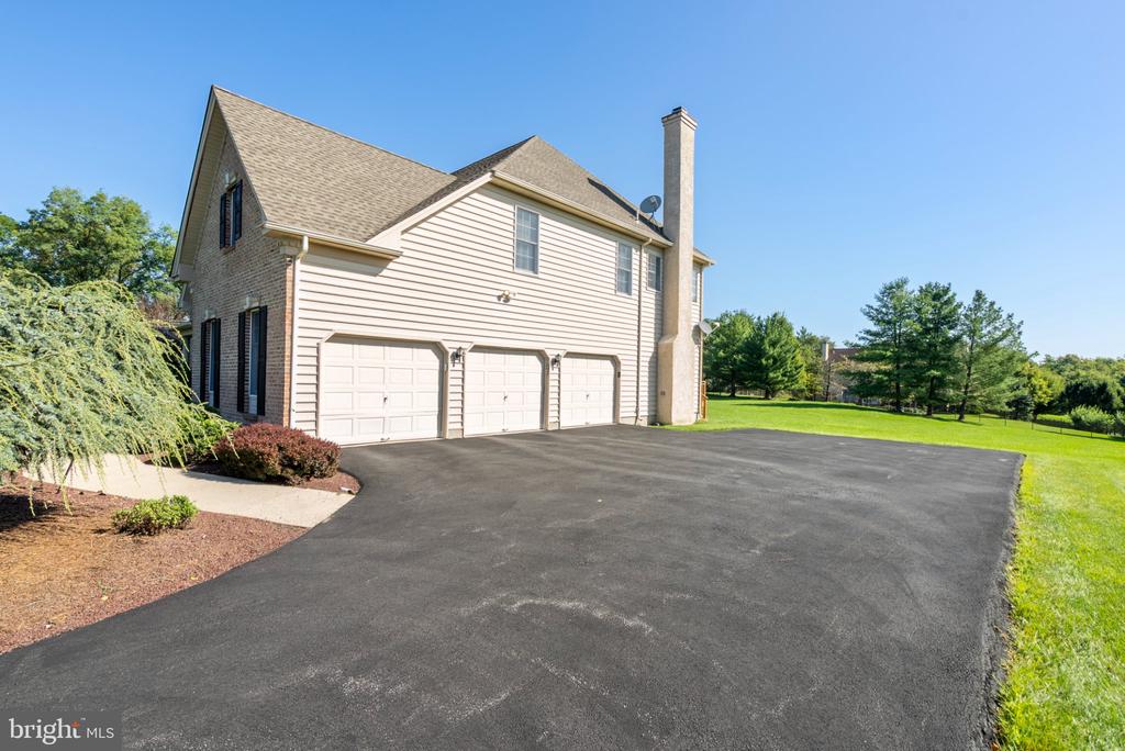 1705 MUSKET CIRCLE