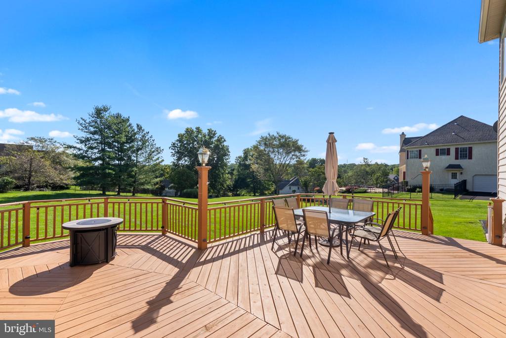 1705 MUSKET CIRCLE