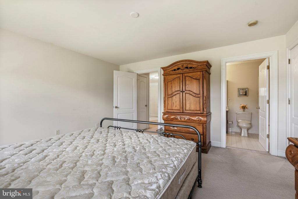 1705 MUSKET CIRCLE