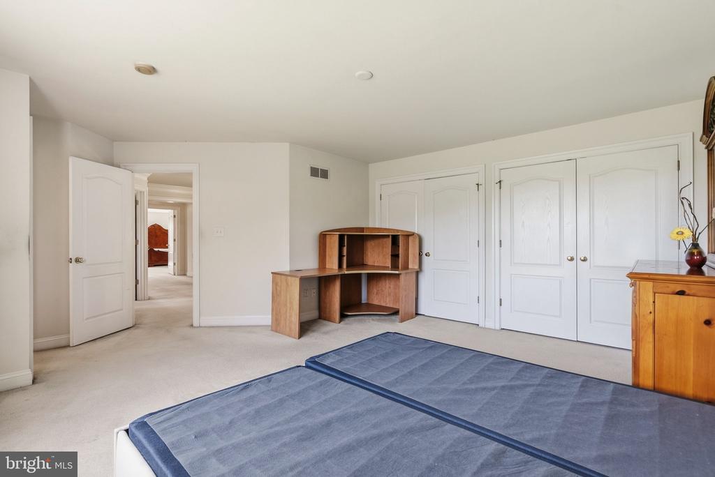 1705 MUSKET CIRCLE