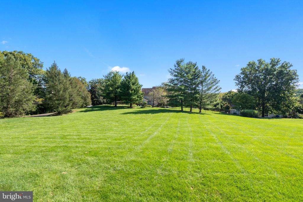 1705 MUSKET CIRCLE