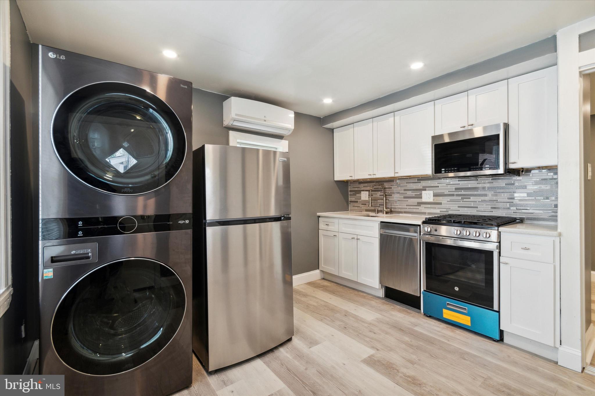 37 WALNUT ST #STUDIO