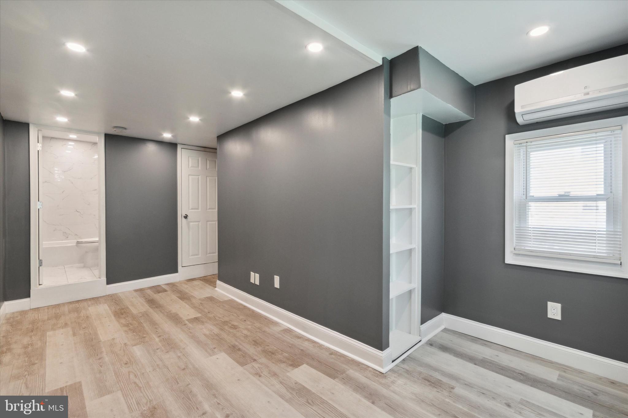 37 WALNUT ST #STUDIO